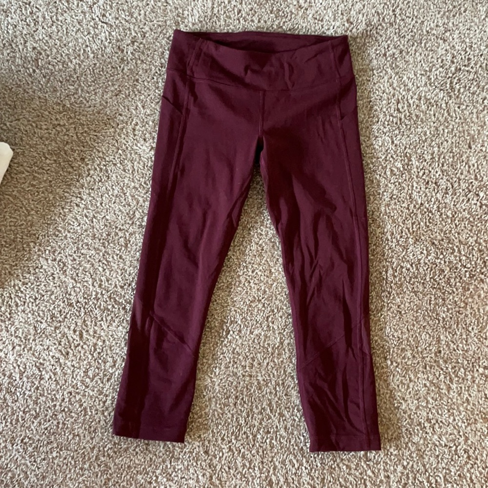 Lulu Lemon Plum Cropped Leggings